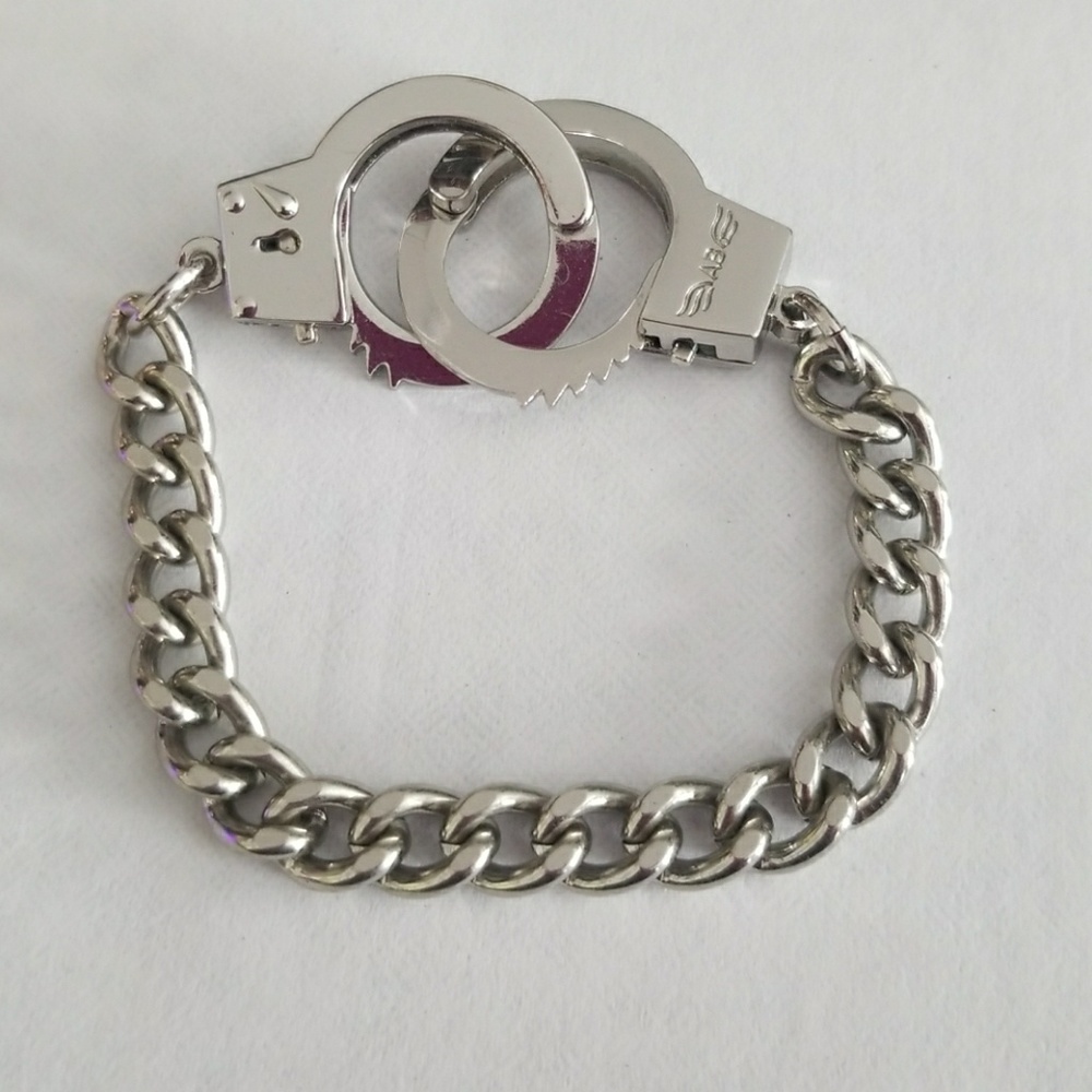Ashley Bridget Handcuff Bracelet - Silver